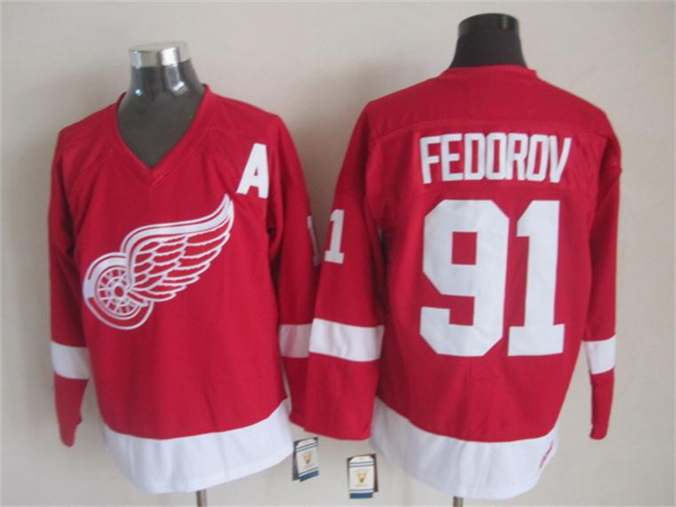 Men's Retro Detroit Red Wings Red CCM Vintage Stitched Hockey Jersey