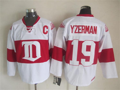 Men's Retro Detroit Red Wings White 2009 Winter Classic CCM Vintage Stitched Hockey Jersey